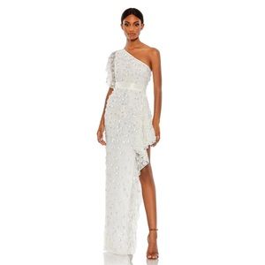 Mac Duggal One‎ Shoulder Floral Embellished Gown- NWT 0